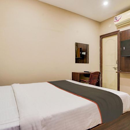 Hotel Airport Land New Delhi Eksteriør bilde