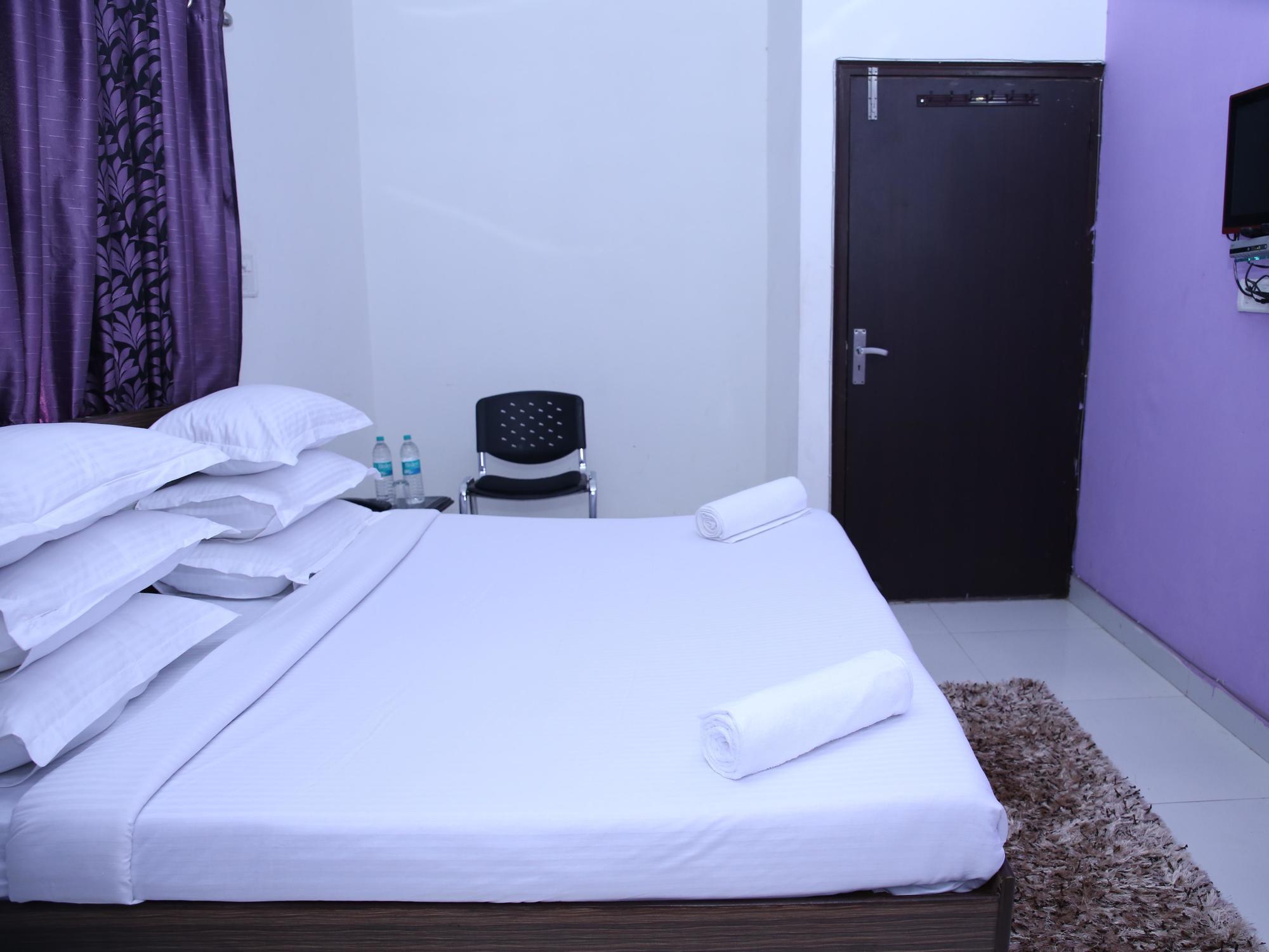 Hotel Airport Land New Delhi Eksteriør bilde