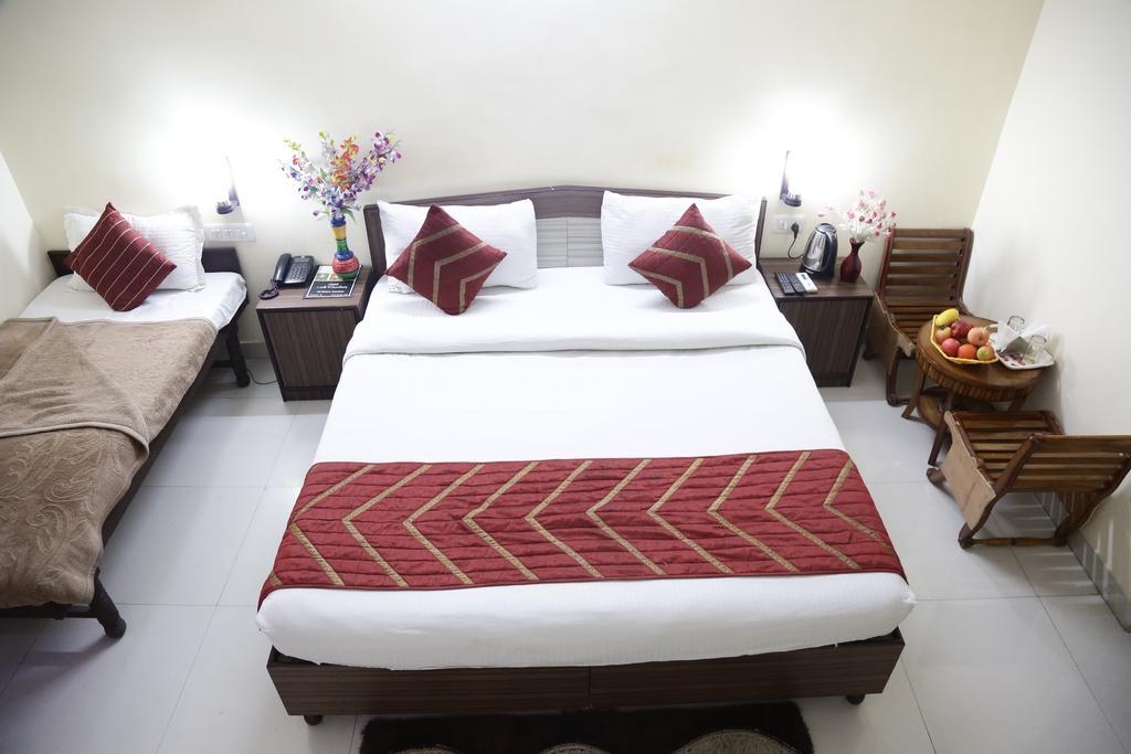 Hotel Airport Land New Delhi Eksteriør bilde