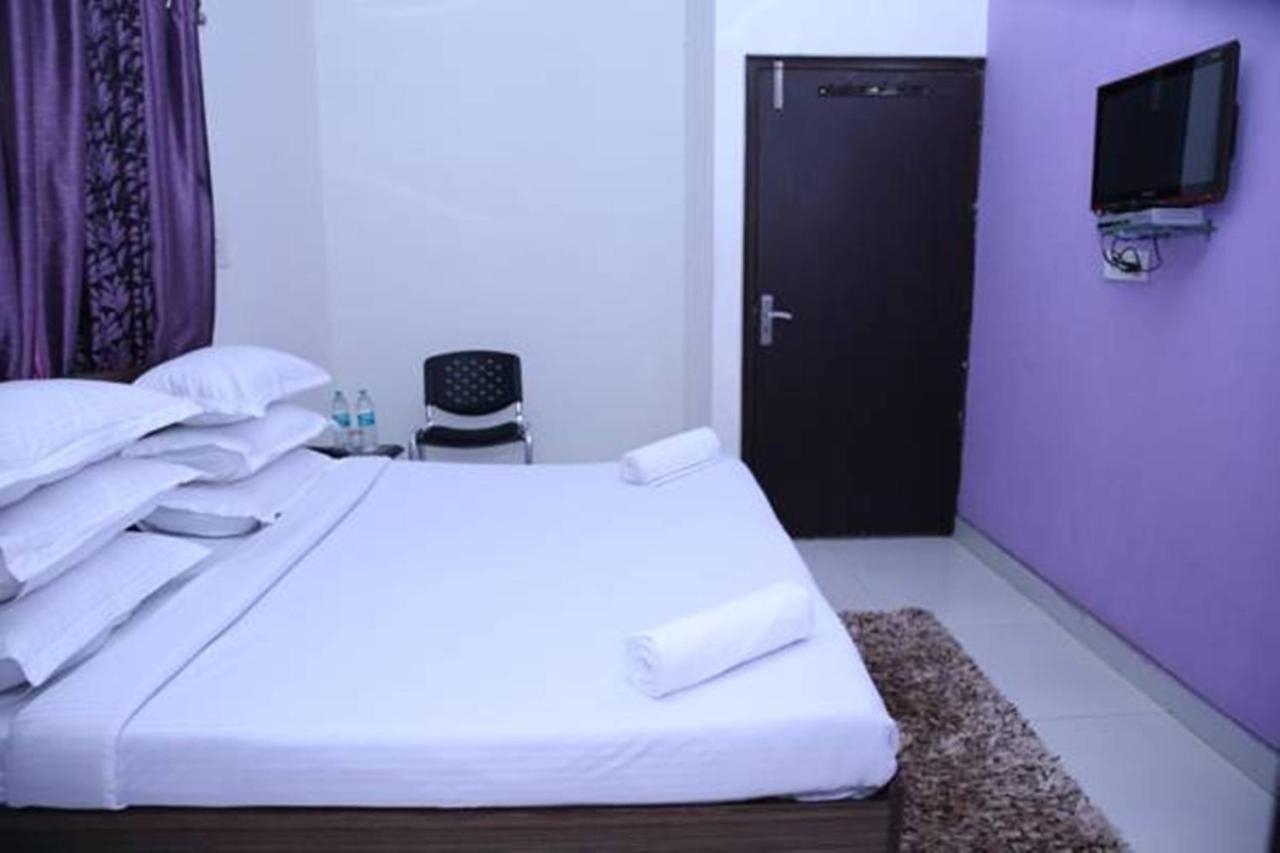 Hotel Airport Land New Delhi Eksteriør bilde